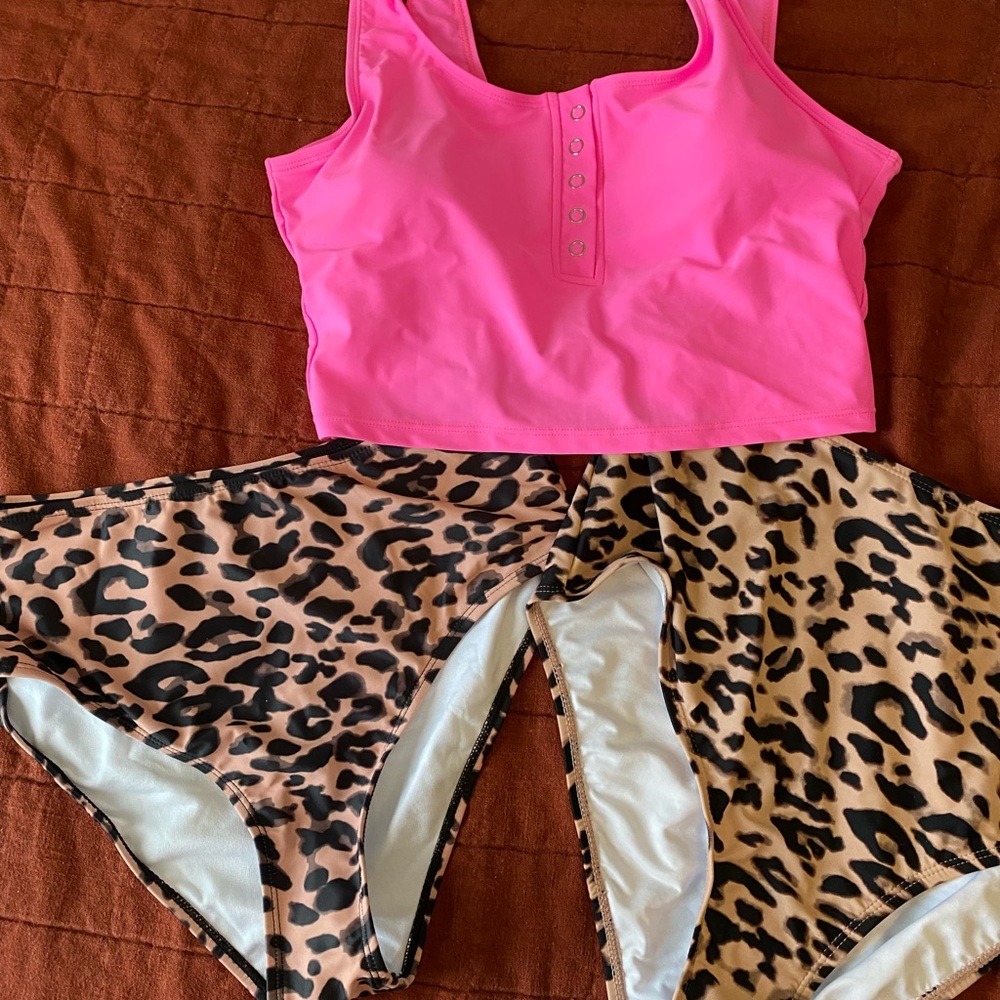 High waisted bottoms and hot pink top